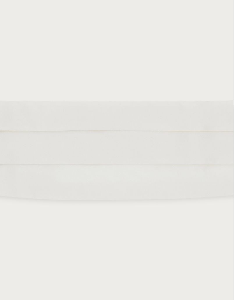 White silk cummerband size XL