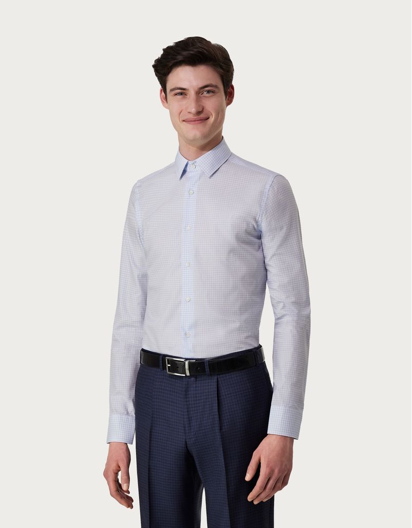 Slim-Fit-Hemd aus Baumwolle in Azurblau und Weiß
