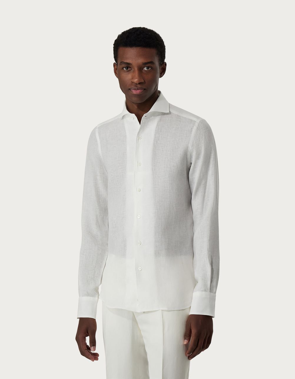 Slim-fit shirt in white linen