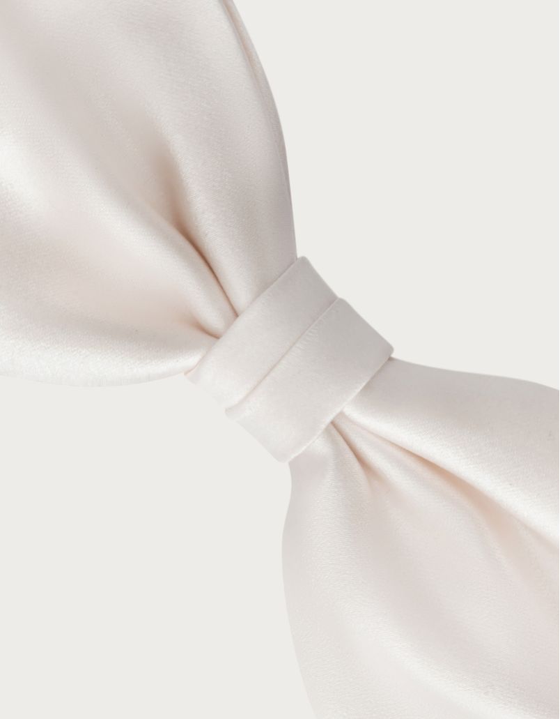 White silk bow-tie