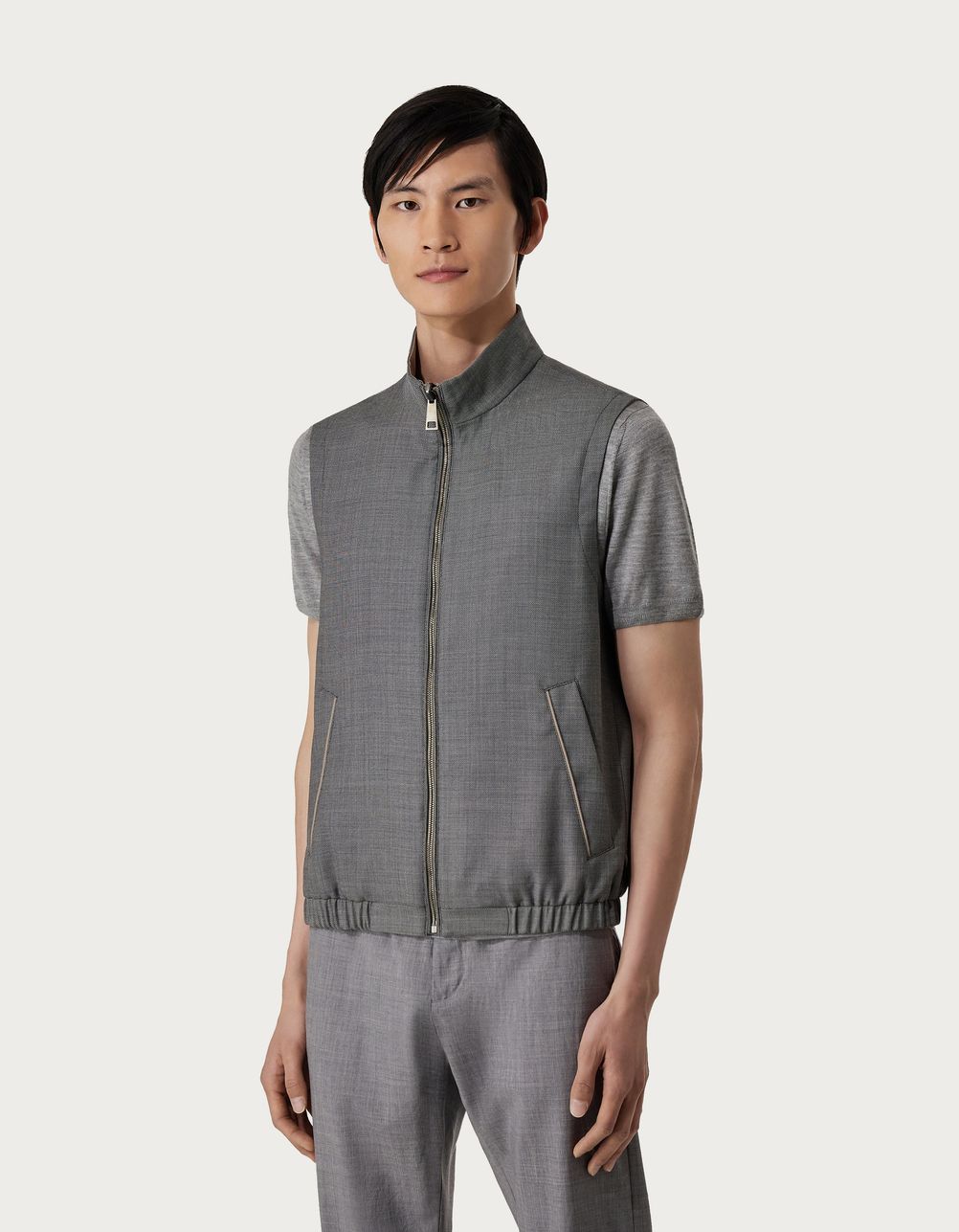 Reversible gilet in Impeccable anthracite wool