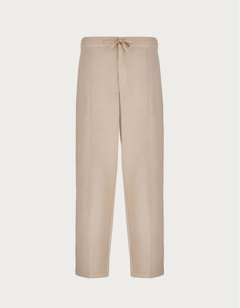 Pantalon chino sable avec cordon de serrage, coupe décontractée, en mousseline de coton teintée dans la masse.