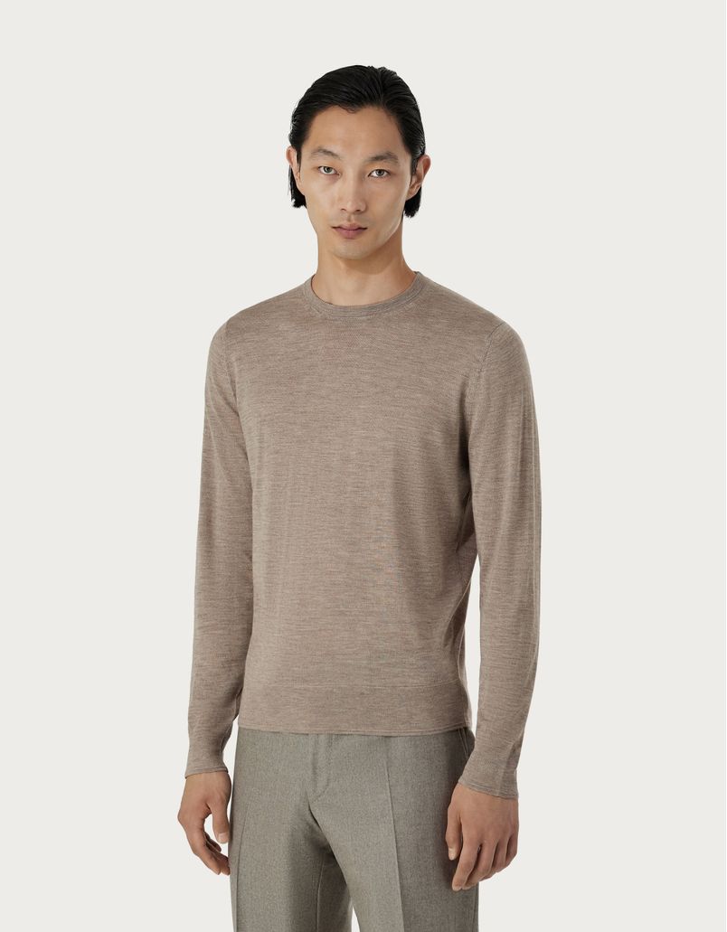 Hazelnut crew-neck in cashmere, wool and silk