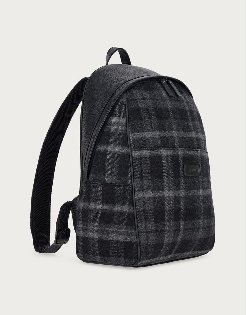 Backpack in grey tumbled calfskin and wool